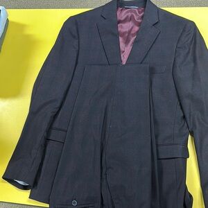 Perry Ellis Black Modern Fit Suit 40R jacket pants are 34x34 slim cut